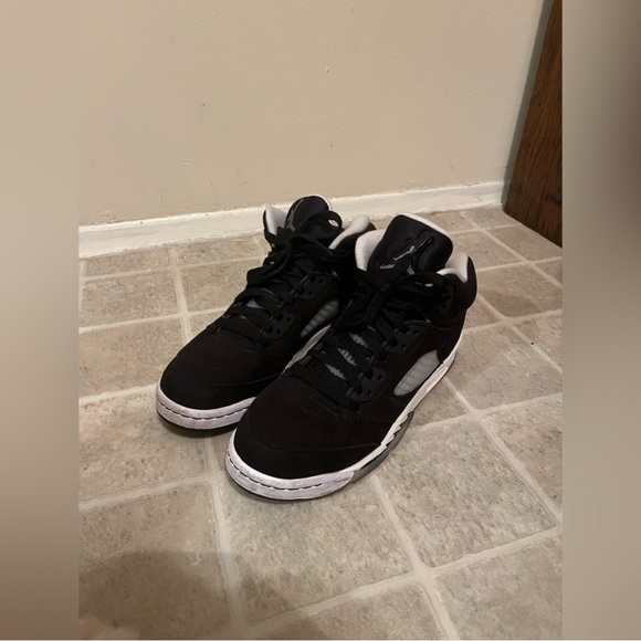Air Jordan 5 Retro ‘Oreo’ 2021 - Picture 4 of 4